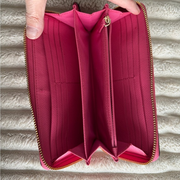 Coach Accordion Zip Wallet in Wildflower Print - Picture 7 of 11